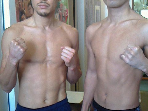 明日、初防衛戦!