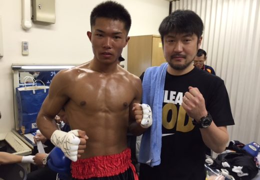 若松がデビュー戦飾る