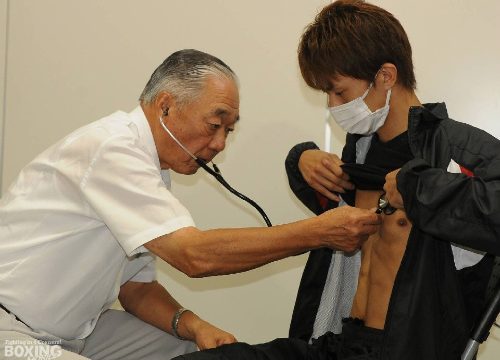 チャンピオン、予備検診