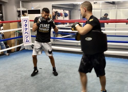 内山高志公開練習