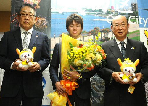 田口良一が大田区長に表敬訪問