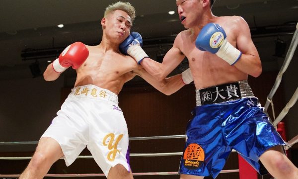 亀山惜しくも判定負け