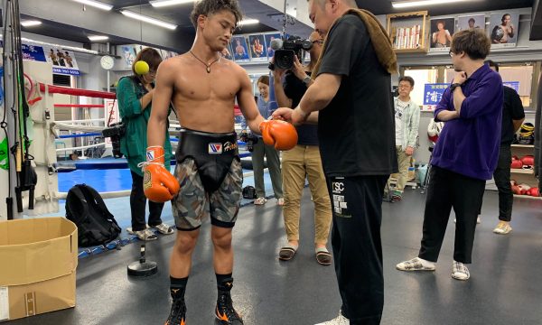 2度目の防衛戦を行う京口が公開練習