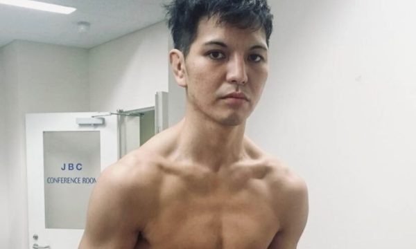 佐々木が計量パス！