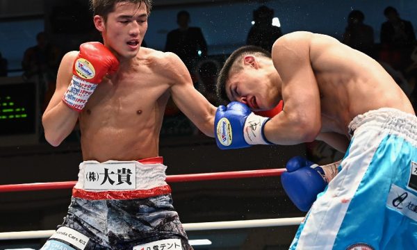 三代4度目の防衛成功。重岡、富施も判定勝ち