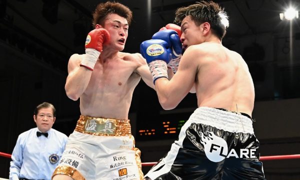 大峯と堀井が判定負け