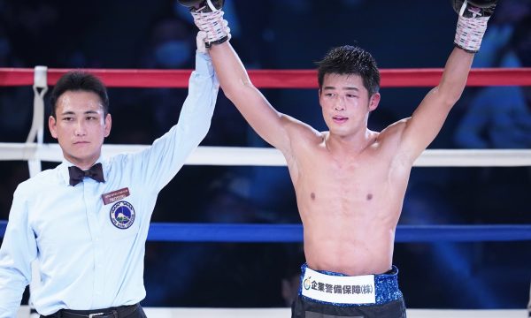 三代が殊勲の判定勝ち！