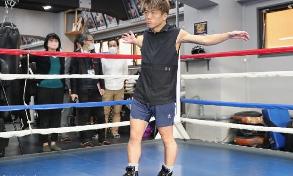 重岡銀次朗が公開練習