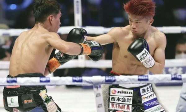 谷口は防衛に失敗、重岡は無効試合