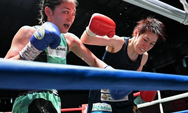 藤原は惜しい判定負け