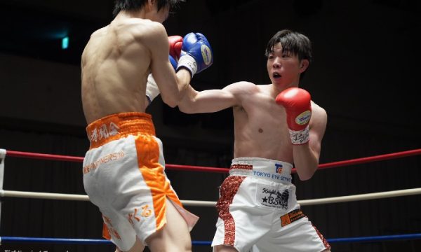 小崎が準々決勝進出