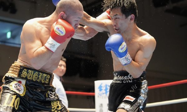 柿元は奮闘及ばず判定負け